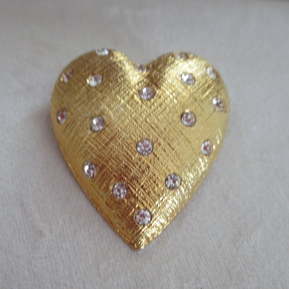 Vintage Love Heart Gold Pleated with Crystals Pin Brooch 1.60" H